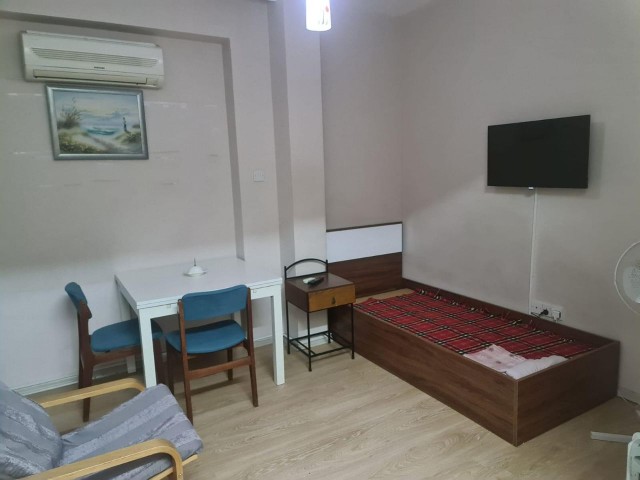 STUDIO FLAT FOR RENT IN KYRENIA PEACE PARK AREA