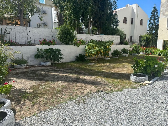 3+1 FLAT FOR SALE IN KYRENIA NEW NUSMAR MARKET AREA