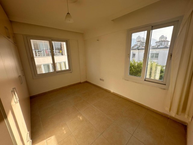 3+1 FLAT FOR SALE IN GİRNE/ALSANCAK ATAKARA MARKET AREA