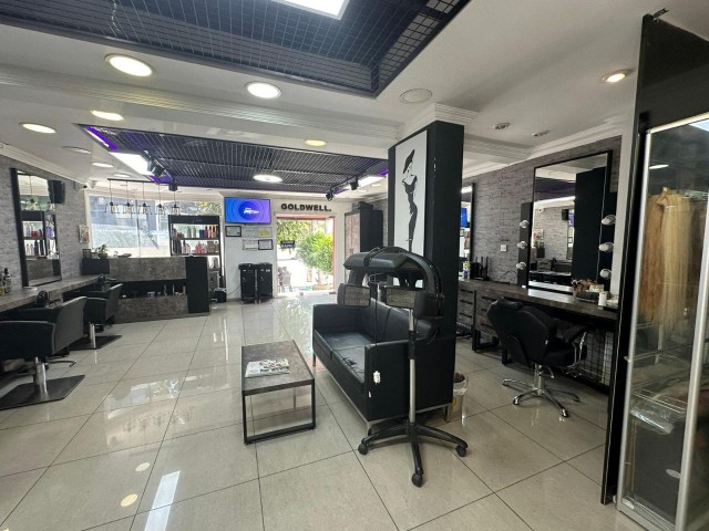 SCHÖNHEITSSALON ZUR UNTERVERMIETUNG IM KYRENIA CENTER