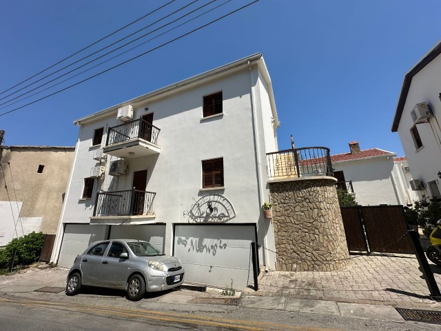 Hotel Zu verkaufen in Bellapais, Kyrenia