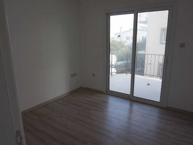 3 + 1 apartment for sale in the center of Alsancak ** 