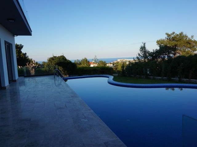 Alsancak is also a 4+1 Ultra Luxury Villa ** 