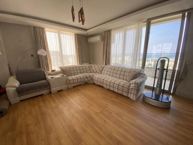 Girne merkezinde satilik 3+1 Penthouse