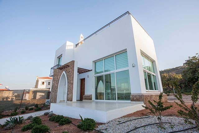 SATILIK 3+1 MINI VILLA - KARSIYAKA