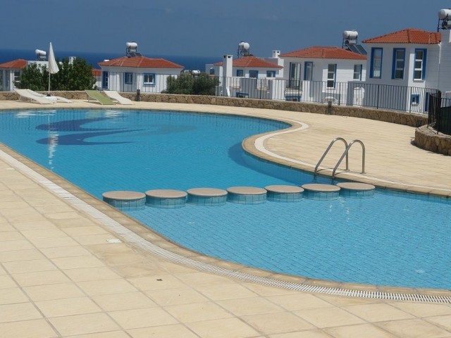 SATILIK 3+1 MINI VILLA - KARSIYAKA