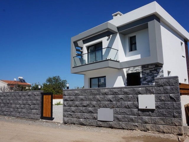 3+1 villa zu verkaufen in Alsancak ** 