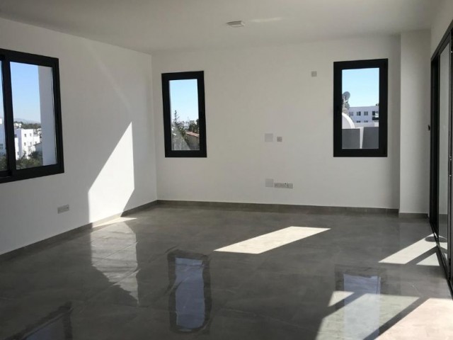 GÖNYELİNİN KALBİNDE  SATILIK  PENTHOUSE 