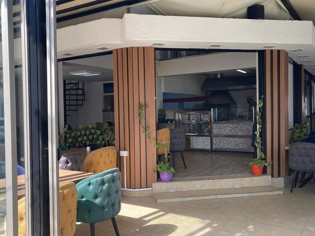 Close to Galeria, full restaurant material, busy restaurant 2700 TL Rent PERIOD INCLUDING 2 SERVICE ENGINES FOR RENT 33000 ** 