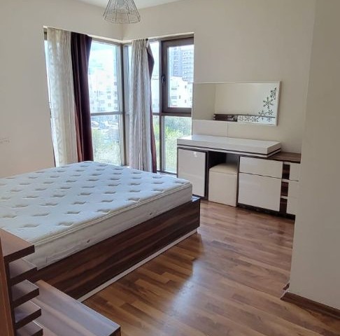 Flat To Rent in Girne Merkez, Kyrenia