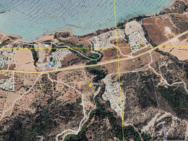 LAND FOR SALE SUITABLE FOR SITE CONSTRUCTION - GİRNE - GARDEN