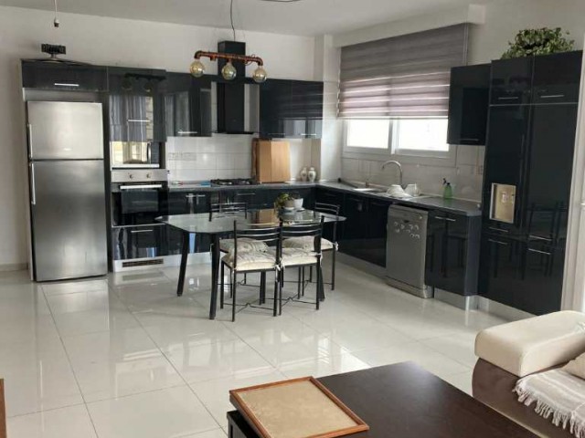 Flat To Rent in Girne Merkez, Kyrenia