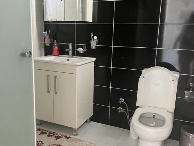 Bahçe Katlı Satılık 2+1 Daire Karaoğlanoğlu /Girne