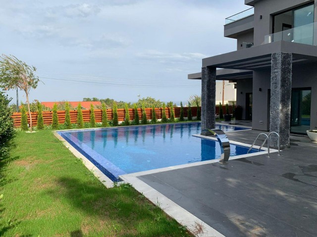 Ultra Luxury and Glamorous 5+2 Villa in Ciklos Area - Mountain, Sea and City Views