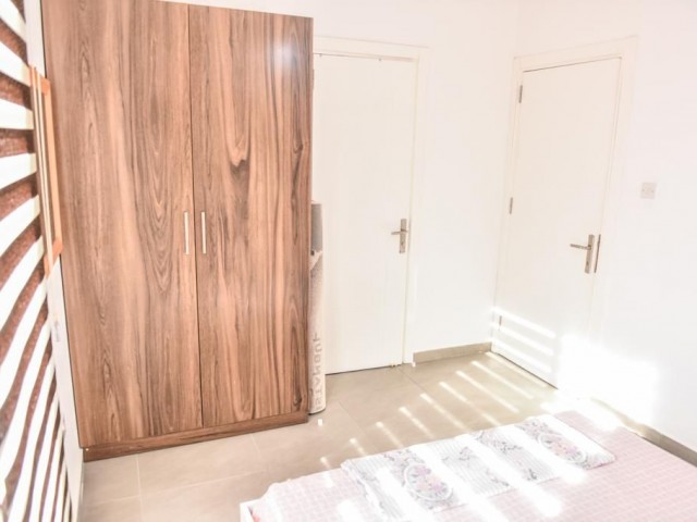 ! Der Komfort Ihrer Träume: Möblierte, moderne 1+1-Wohnung – im Herzen von Karaoğlanoğlu, nur 77.000 GBP