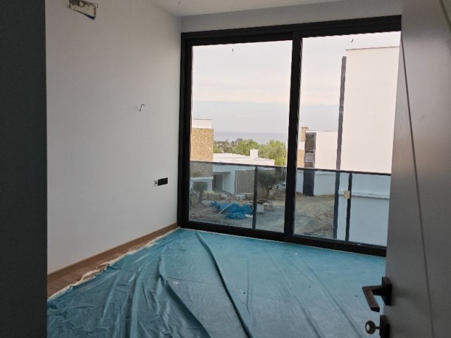 4+1 Luxury En-Suite Project Flats in Esentepe