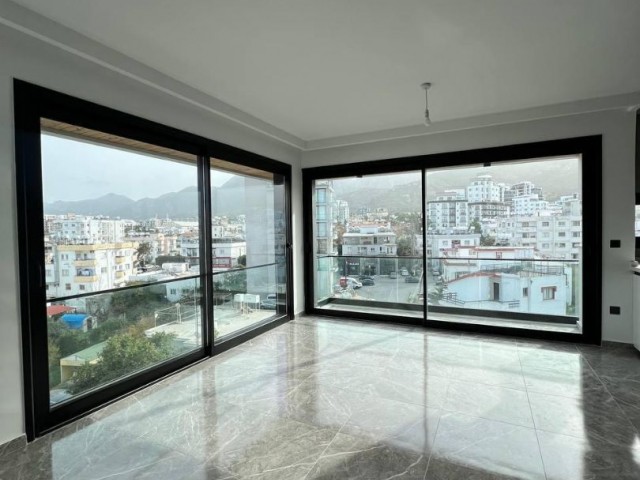 Don't pass by without looking! 2+1 Flat for Sale in Kyrenia Center - 5th Floor