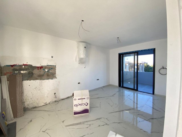 Newly Built 1+1 Flat with Balcony in Karaoğlanoğlu, Girne