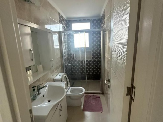 Girne Merkez'de Denize Yakın Lüks Penthouse: 7. Kat, 3+1, Eşyalı