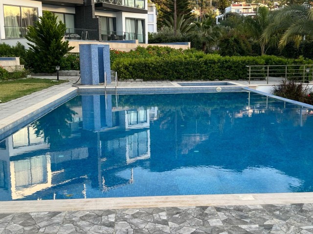 TÄGLICHE MIETE 4+1 TWIN VILLA BELLAPAIS/KYRENIA (MIT PRIVATEM POOL, GEMEINSAMEN POOL)