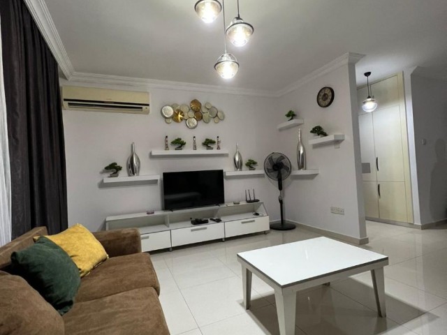 SATILIK 3+1 FIRSAT DAİRE (20 TEMMUZ STADYUM YAKININDA) MERKEZ GİRNE 