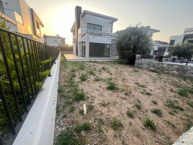 LETZTE 1 VILLA ZU VERKAUFEN (ÇATALKÖY/GİRNE)