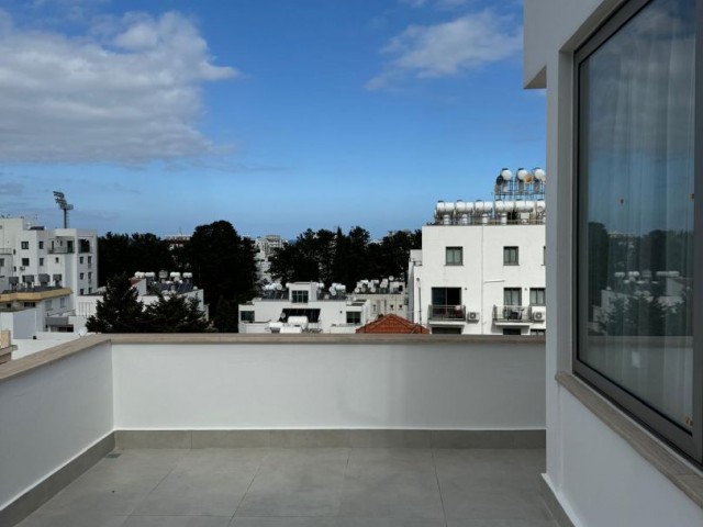 Zu verkaufen 2+1 Penthouse (Opportunity Flat) Center/Kyrenia