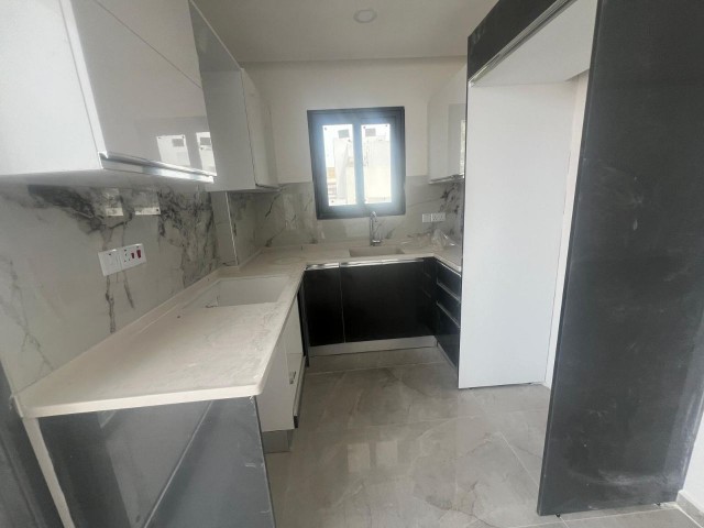 2+1 Wohnung zum Verkauf (Opportunity Flat) Center-Kyrenia