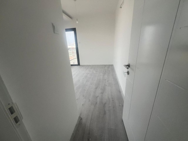 2+1 Wohnung zum Verkauf (Opportunity Flat) Center-Kyrenia