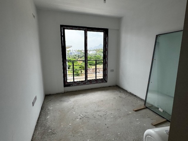 Why shouldn't this brand new 1+1 flat in a complex with a pool be yours?