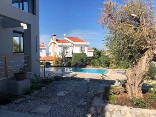 4+1 VILLA FOR SALE IN KYRENIA/CATALKOY WITHIN HALF A DONE LAND ** 