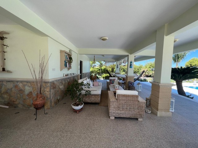 3 + 1 Villa for Sale with Private Pool, Made in Girne Lapta, Turkey ** 