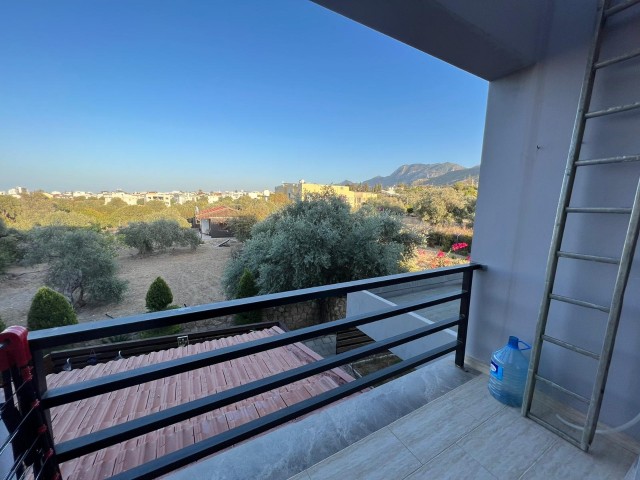 Kyrenia / Zeytinlik te Türkische Immobilien zum Verkauf 2+1 Twin Villa ** 