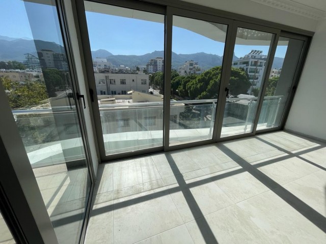 2+1 Flat For Sale In The Center Of Kyrenia