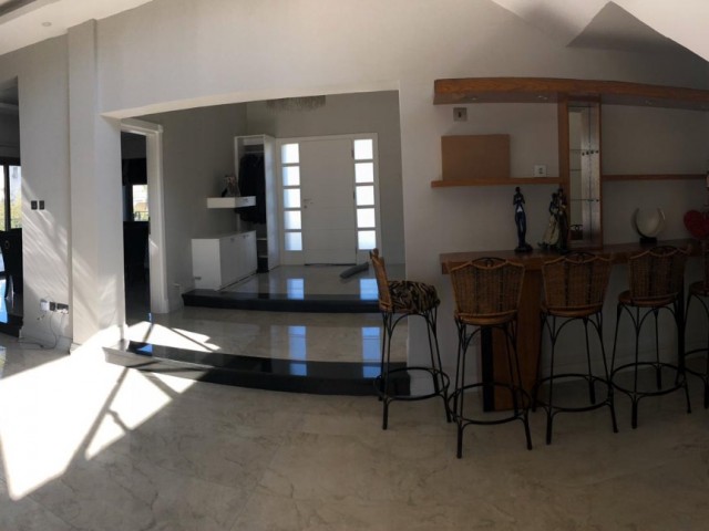 4+1 Villa mit Pool zum Verkauf auf 2 Dekaden Grundstück in Edremit, Kyrenia