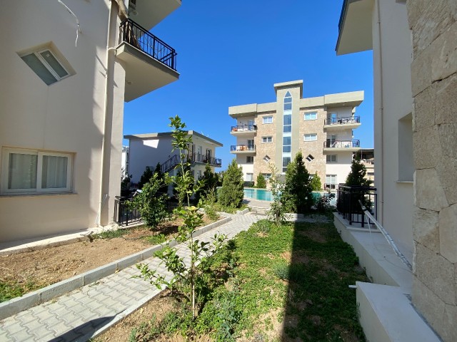 3+1 Flat for Sale in a Complex with Pool in Kyrenia/Alsancak