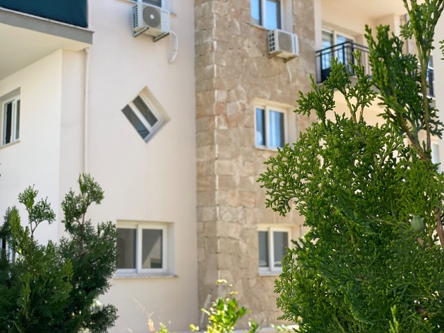 3+1 Flat for Sale in a Complex with Pool in Kyrenia/Alsancak