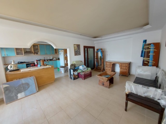 Flat For Sale in Girne Merkez, Kyrenia