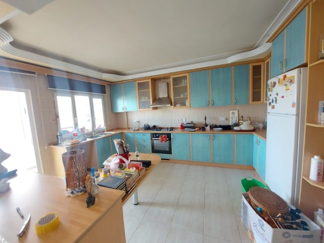 Flat For Sale in Girne Merkez, Kyrenia