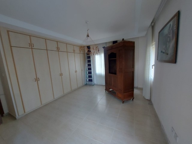 Flat For Sale in Girne Merkez, Kyrenia