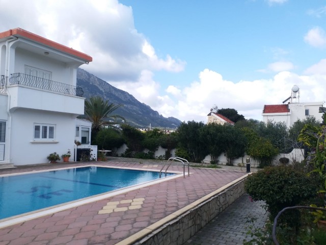 Villa for Sale in Ezic Restaurant Area in Kyrenia/Lapta