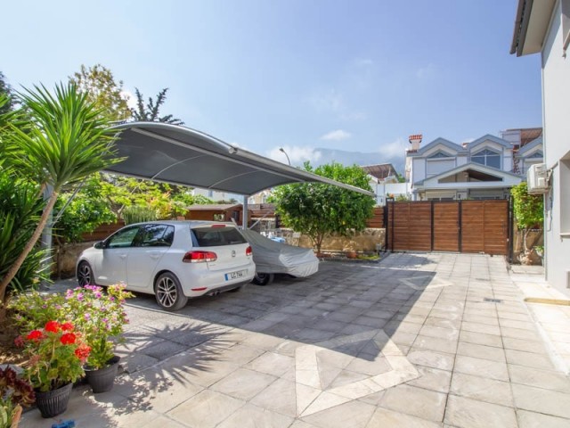 3+1 Villa For Sale in Kyrenia/Dogankoy