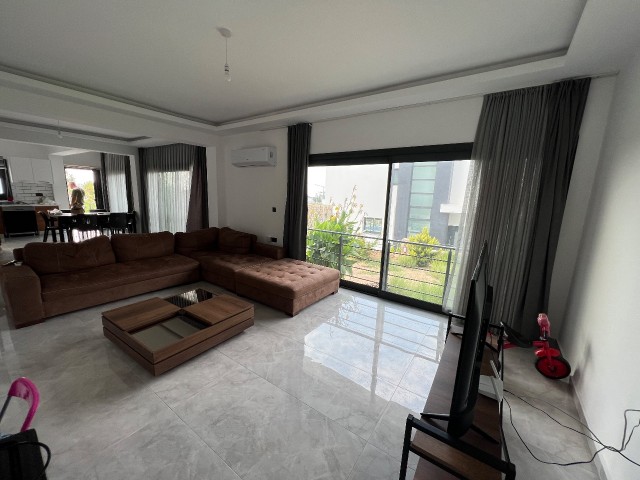 4+1 Villa for Sale in Kyrenia/Çatalköy