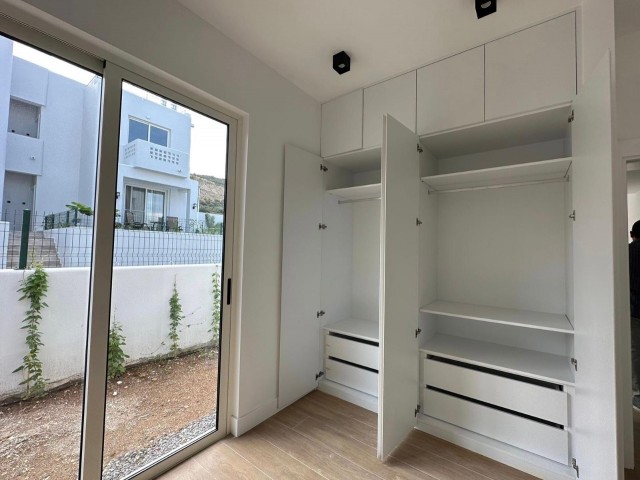 2+1 Flat for Sale in Kyrenia/Alsancak