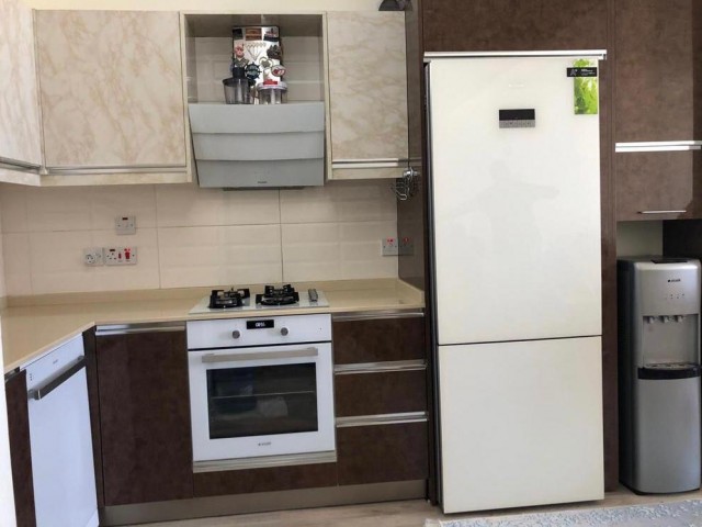 GİRNE MERKEZDE SATILIK 2+1 EŞYALI DAİRE