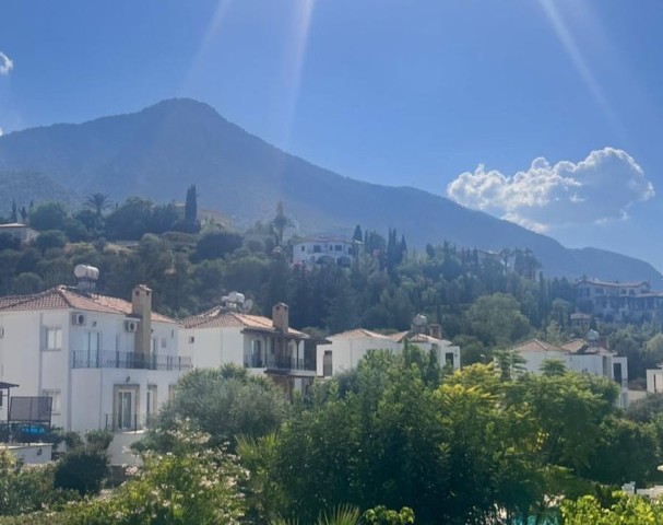 VOLLSTÄNDIG MÖBLIERTE VILLA ZU VERMIETEN IN BELLAPAIS, KYRENIA