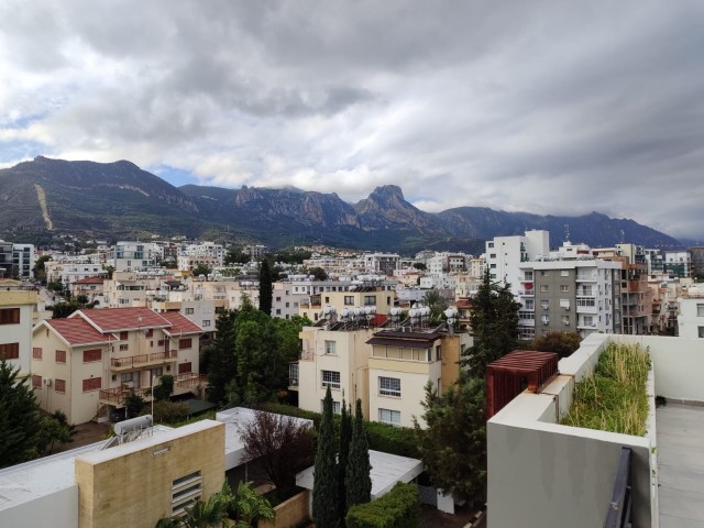 PENTHOUSE FOR SALE IN KYRENIA CENTER