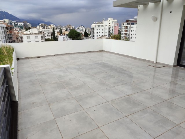 PENTHOUSE FOR SALE IN KYRENIA CENTER