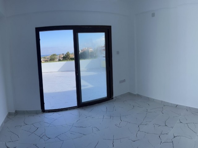 3+1 Duplex Flat for Sale in a Site with Pool in Alsancak, Kyrenia