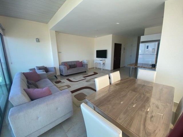 Türkisch hergestelltes 2+1 Penthouse zum Verkauf im Kyrenia Center